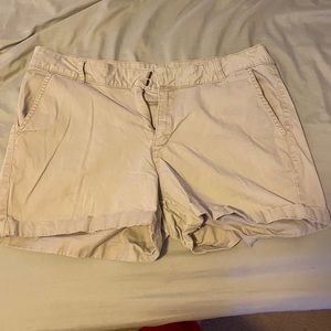 khaki shorts